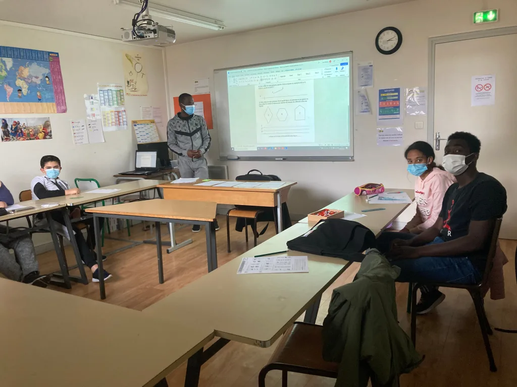 Salle de cours, 2, l'AFPLI-Solidarité